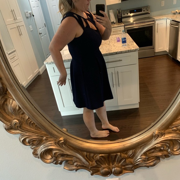 Betsy Johnson navy dress - Picture 2 of 5